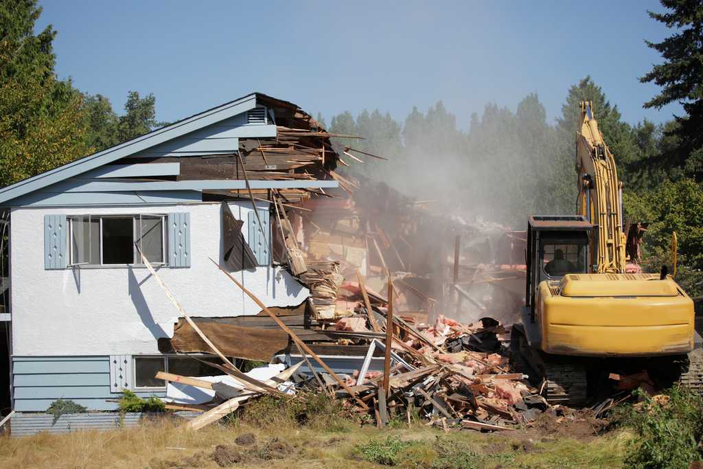 House being bulldozed
