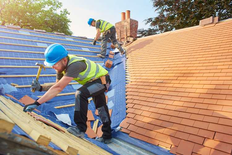 insurance roofers replace roof